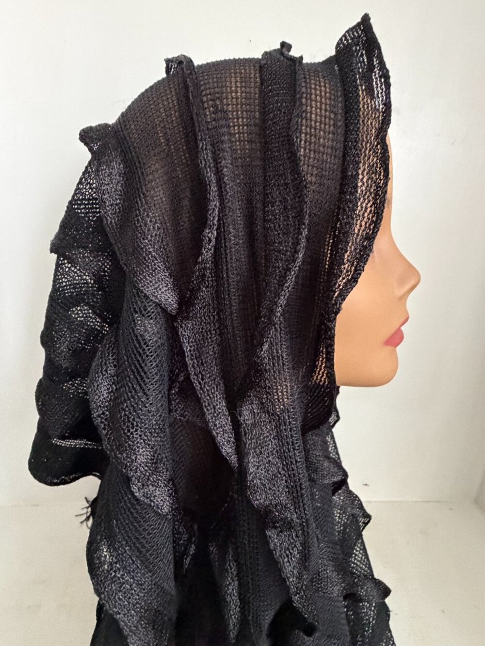 Vintage Long Scalloped Woven Mesh Shawl Poncho Fringe Church Head Covering Scarf
